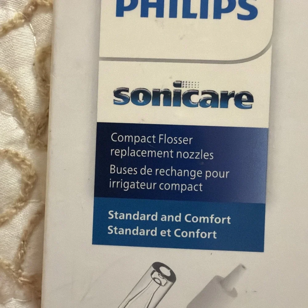 PHILIPS SONICARE FLOSSER 1000 N1 STANDARD & N2 COMFORT NOZZLES CLEAR HX3072/00